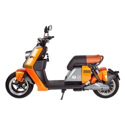 Kruiser Vesper mopo 45km/h Oranssi Grafiitti 1,2 kWh akulla